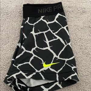 black nike pros